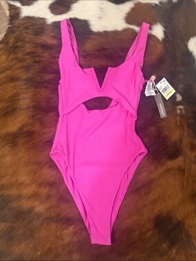 Bubble Gum Pink Ribbed One-Piece Swimsuit with Cutout - by Summerful